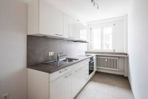 Helle und moderne 2-ZKB-Wohnung mit EBK in der Jakobervorstadt – 86152 Augsburg – Vorschaubild 4