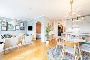 Charmante 2-Zimmer-Wohnung mit sonnigem Balkon und besonderem Wohnambiente in Haidhausen