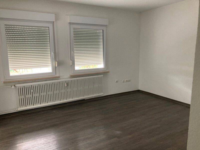Zum Einzug bereit - ansprechend freundliche Wohnung mit Balkon – Bochum – Vorschaubild 3