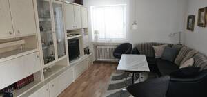 Gemütliche Wohnung! Wohnzimmer, Küche, Schlafzimmer, Diele, Bad, Balkon - Ruhige Lage - Nähe Rhein in D-Volmerswerth. – 40221 Düsseldorf – Vorschaubild 2