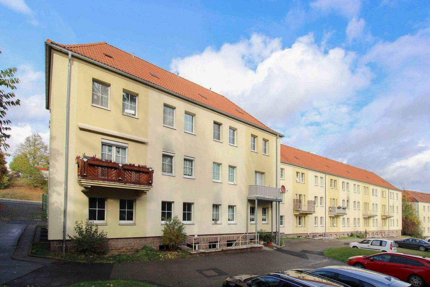 *Bezugsfrei!* Renovierte 3-Zimmer Wohnung mit Stellplatz – Döbeln – Vorschaubild 2