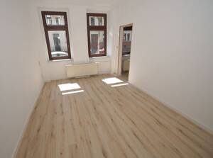 1-Zimmer-Wohnung im Erdgeschoß mit Wintergarten, Dusche – 4318 Leipzig – Vorschaubild 1