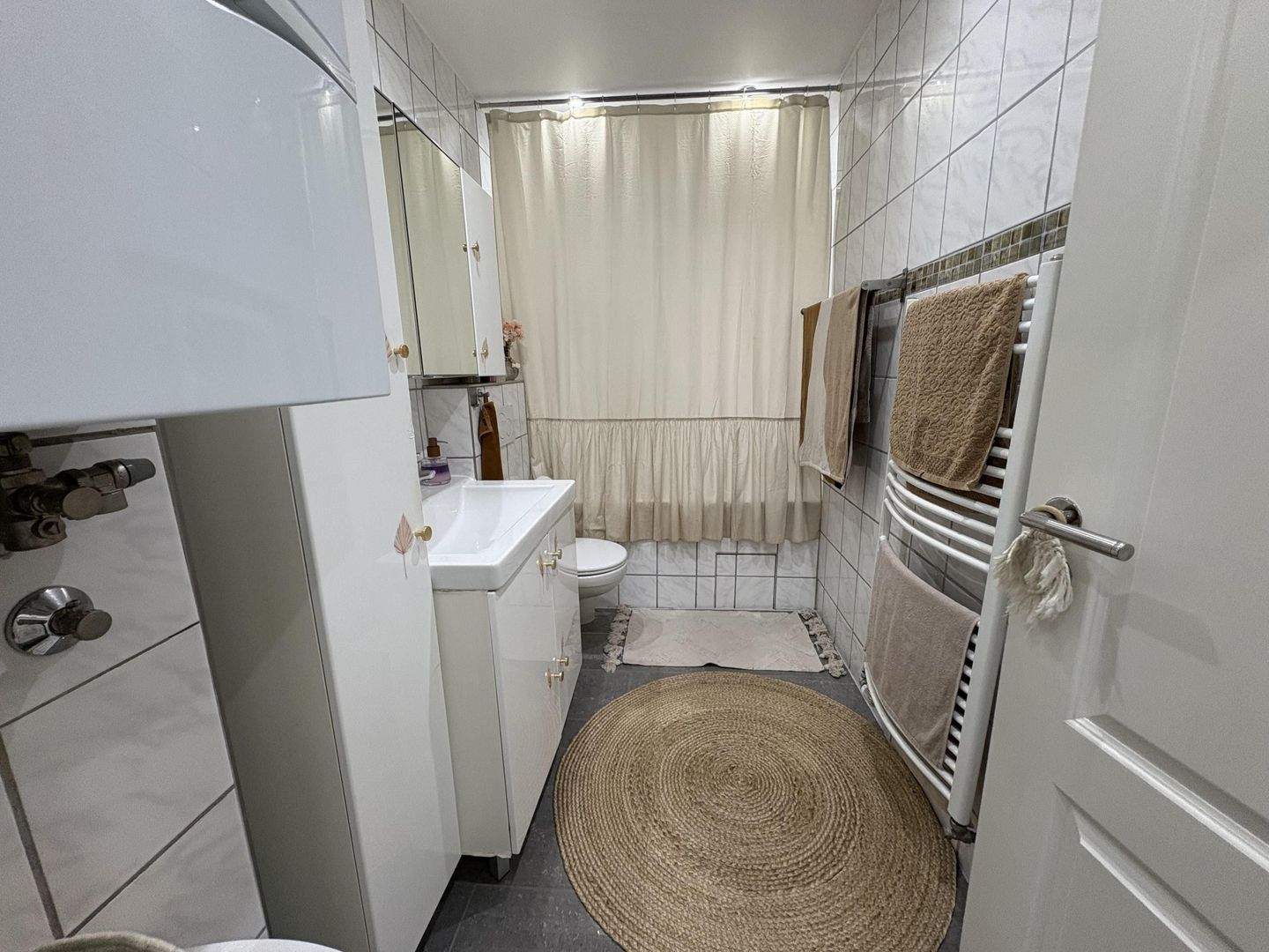 3-Zimmer-Wohnung mit Balkon, Gartenanteil & Stellplatz in Solingen – Solingen – Vorschaubild 4