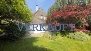 Stilvolles Einfamilienhaus mit großzügigem Garten