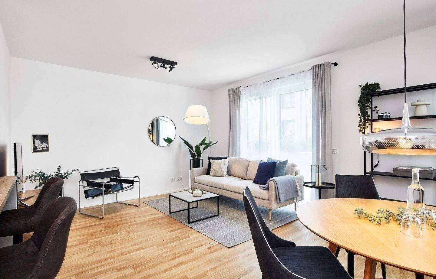 LICHT & SONNE PUR! helle 4-Zimmer-Wohnung mit gr. Sonnenbalkon in begehrter Wohnlage! – Nürnberg – Vorschaubild 4