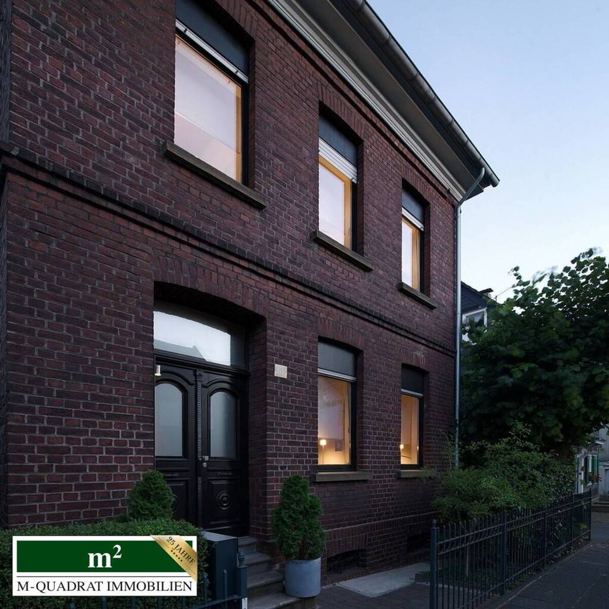 Altbaucharme trifft modernes Interieur: einziehen und wohlfühlen! – 42719 Solingen – Bild 1 von 9