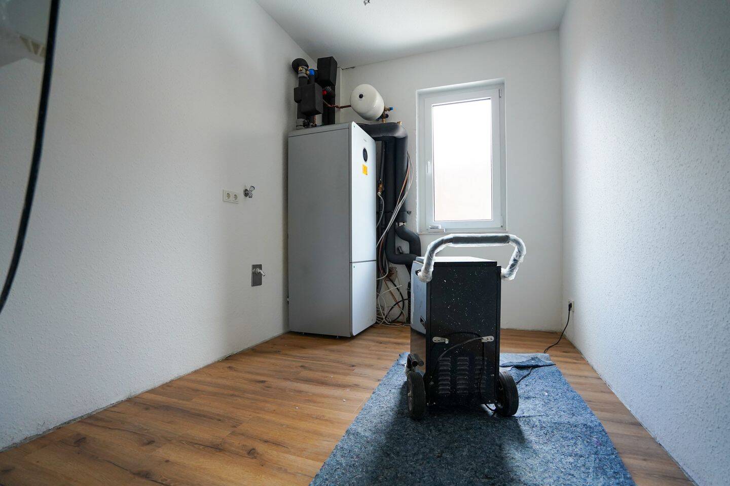 Vielseitige Gewerbeimmobilie in zentraler Lage von Bunde - ideal als Büro, Praxis oder Kanzlei! – Bunde – Vorschaubild 5