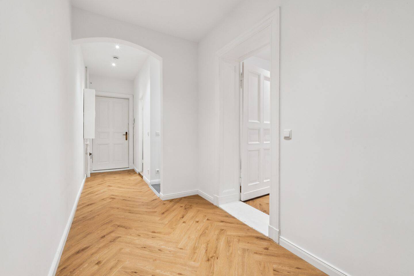 Modernisierte 2-Zimmer-Wohnung im ruhigen Hinterhof in begehrter Schöneberger Lage – Berlin – Vorschaubild 6