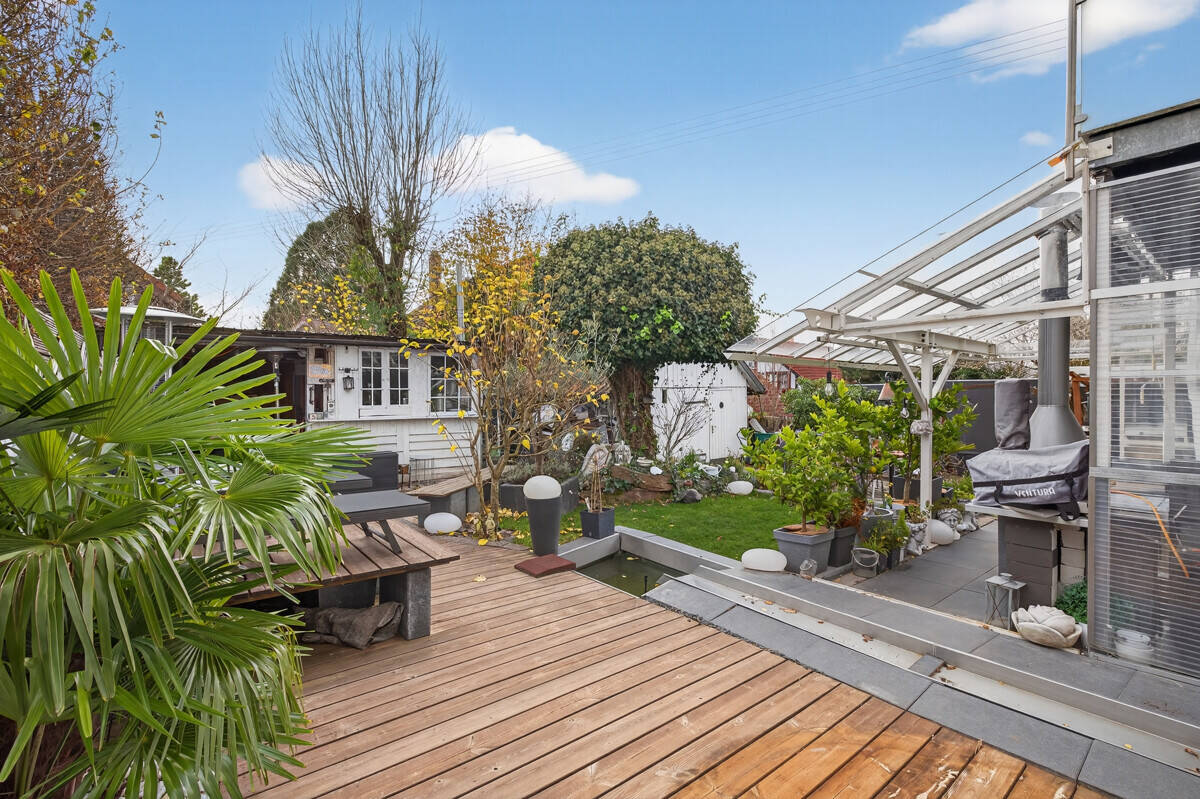 Provisionsfrei: Neuwertiges Einfamilienhaus mit PV-Anlage, Garten und Carports – Bad Herrenalb – Vorschaubild 2
