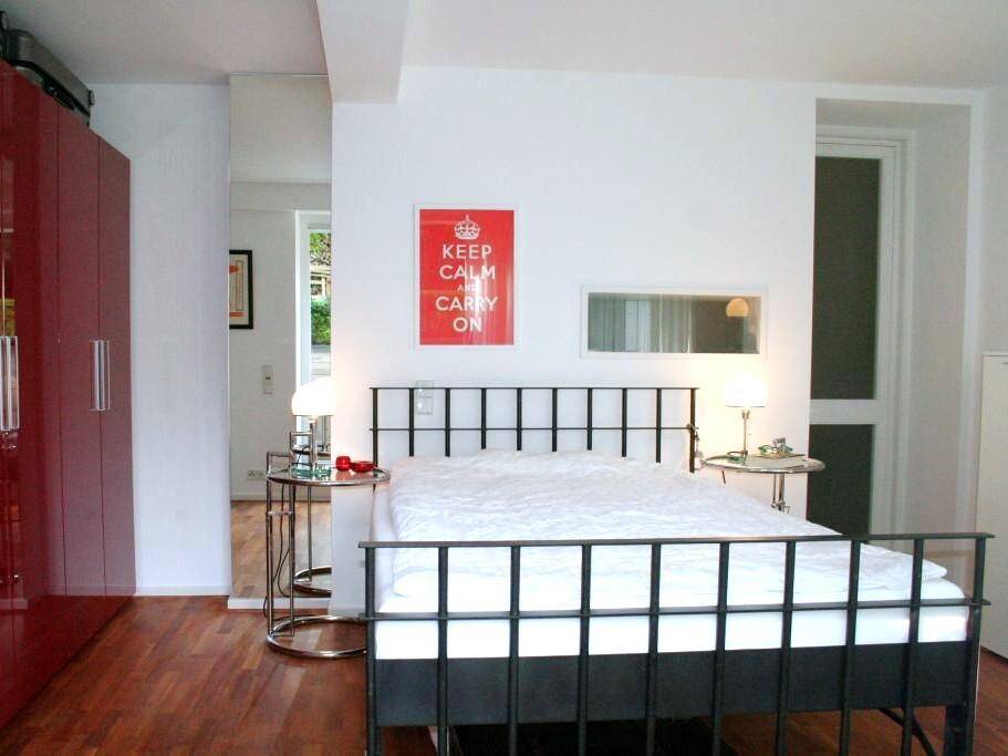 Villenviertel Neustadt-Nord | außergewöhnliche 2- bis 3-Zimmer Wohnung, ca. 100 m² | große Terrasse und Stellplatz – Köln – Vorschaubild 5