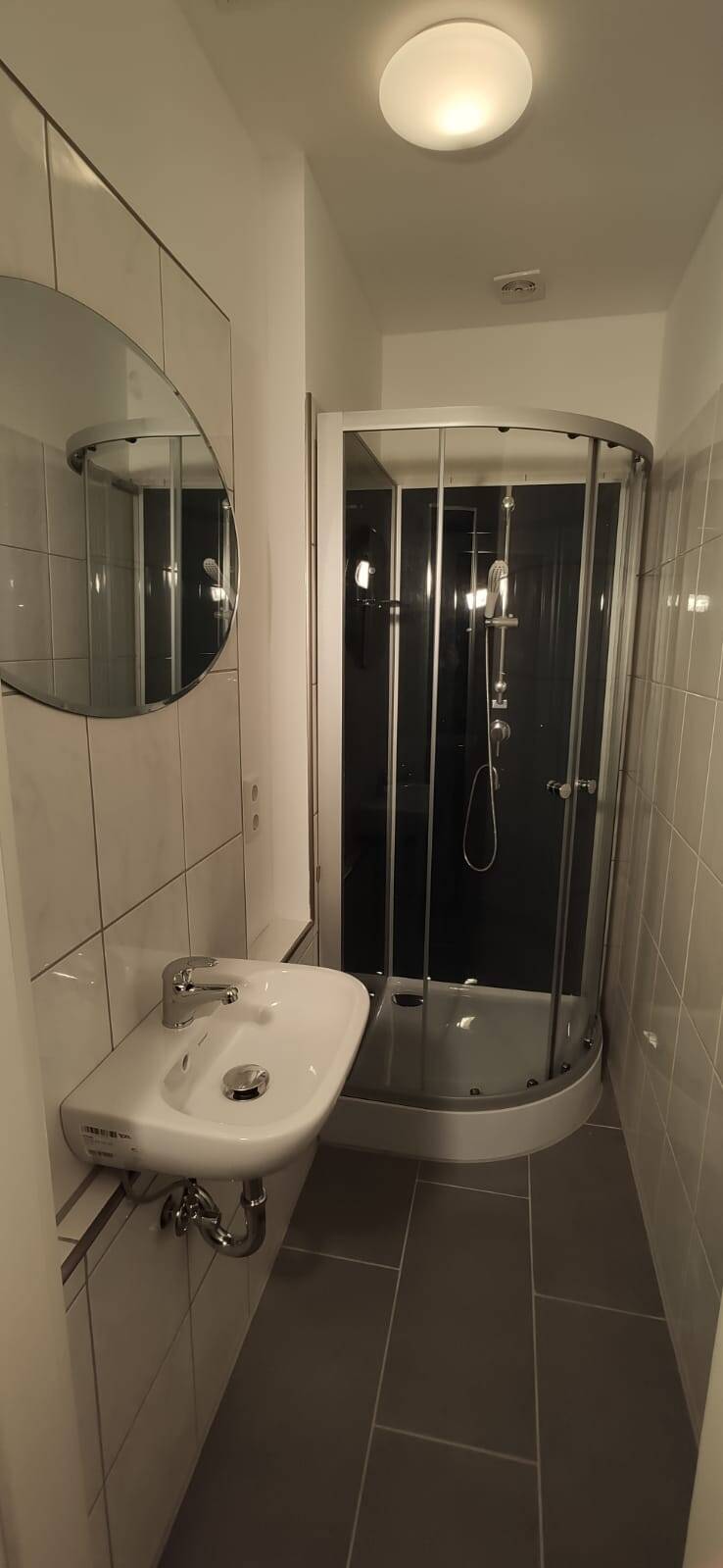 Vollmöbliertes Zimmer in Fürth – Fürth – Vorschaubild 6