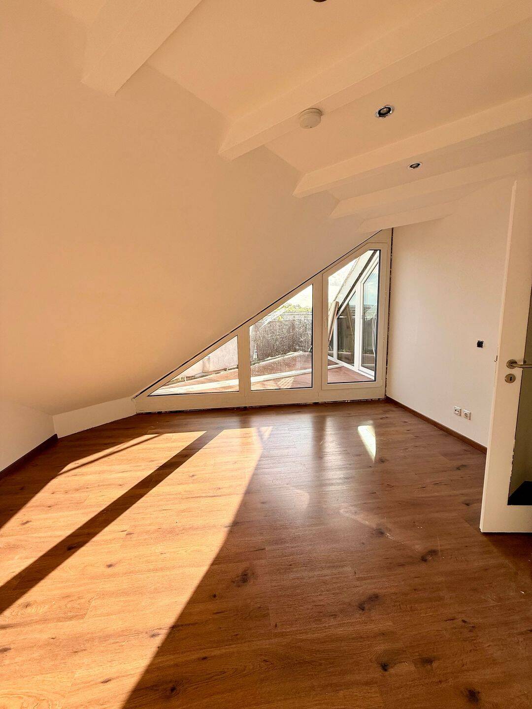 Traumhafter Balkon mit Blick über Nürnberg! – Nürnberg – Vorschaubild 6