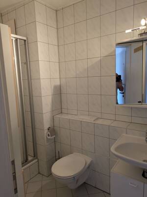 1-Zimmerwohnung Zentrum Erlangen mit Stellplatz ( 60.-€) muss mitgemietet werden – 91052 Erlangen – Vorschaubild 4