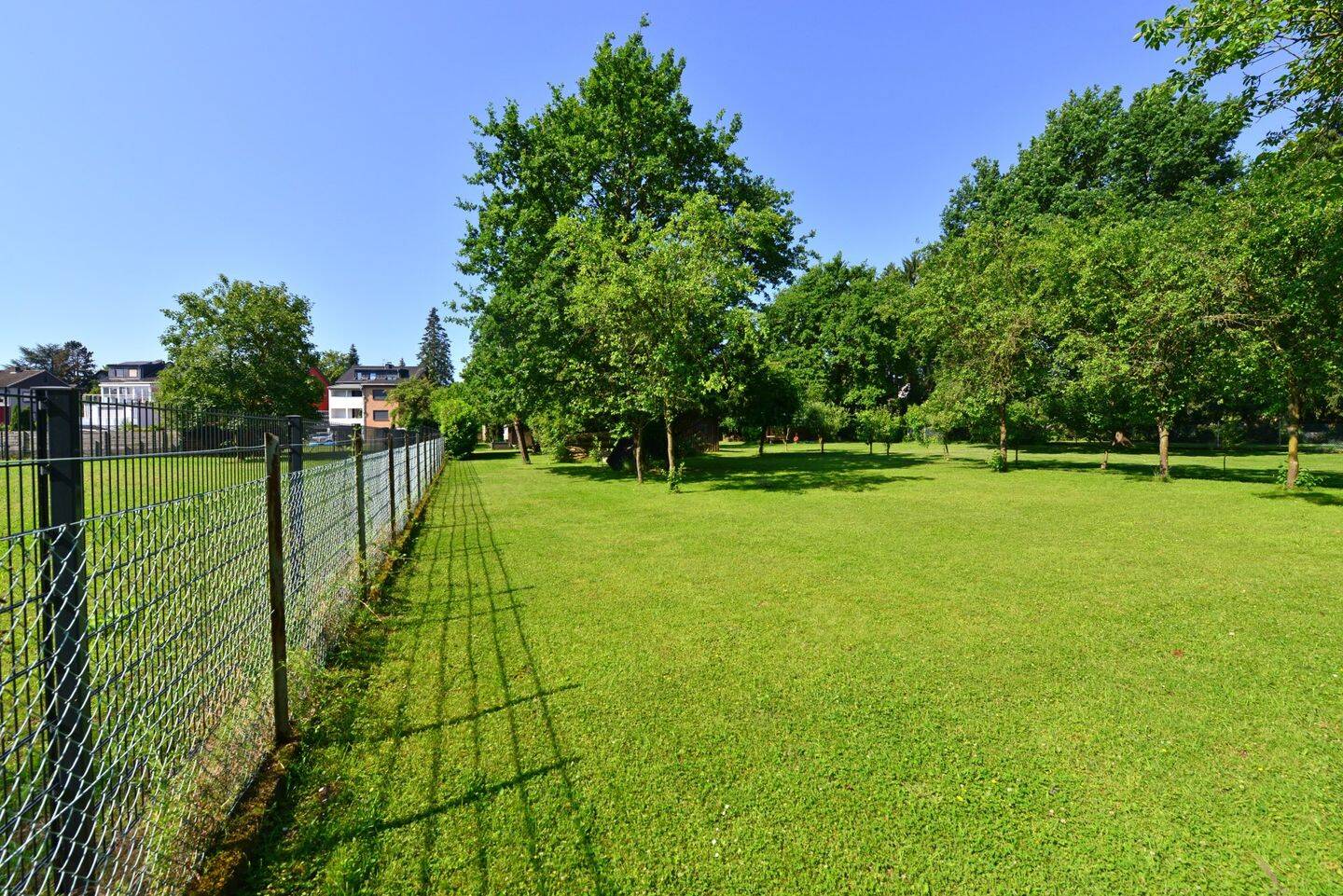 Zweifamilienhaus in Hennef: vermietete Einheit, freie Wohnung und langfristiges Potenzial – Hennef (Sieg) – Vorschaubild 9