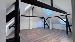 Hochwertig sanierte 3 Zimmer-Dachgeschosswohnung mit besonderem Loftcharakter und modernem Wohnkomfort – 40231 Düsseldorf – Vorschaubild 8