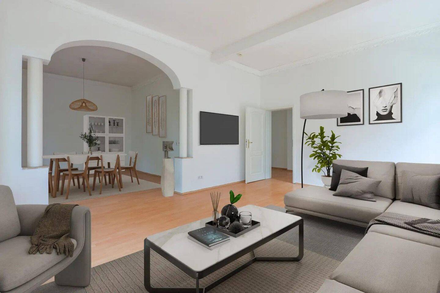 PROVISIONSFREI (Privatverkauf): Große 4-Zimmer-Wohnung in historischen Villa am Naturschutzgebiet