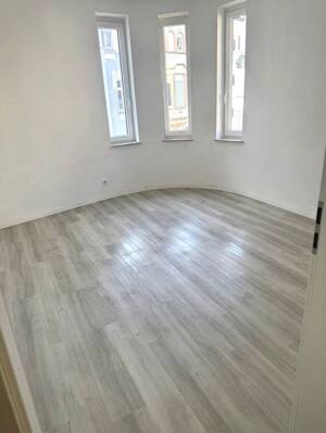 4- Zimmer Wohnung - In zentraler Lage in Mönchengladbach – 41061 Mönchengladbach – Vorschaubild 1