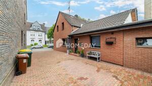 Charmante Doppelhaushälfte mit Garten, Garage und vielseitigen Nutzungsmöglichkeiten – 46147 Oberhausen – Vorschaubild 3