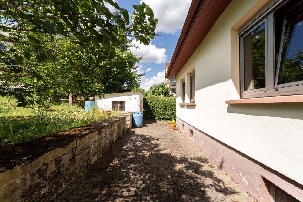 Gemütlicher kleiner Bungalow oder Neugestaltung in Münster-Sarmsheim – Münster-Sarmsheim – Vorschaubild 8