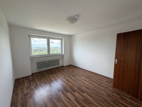 Etagenwohnung in 91413 Neustadt an der Aisch mit 67 m² kaufen