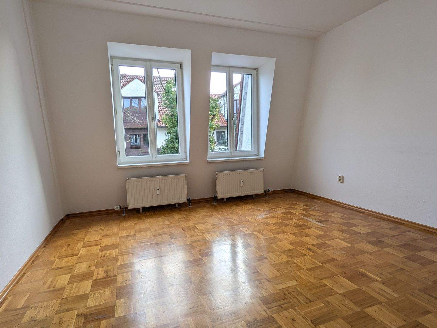 Sehr hell, zentrumsnah und dennoch ruhig, entspanntes Wohnen auf 2 Etagen in Ingolstadt – Ingolstadt – Vorschaubild 5
