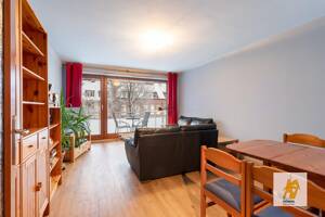 RESERVIERT // Schöne 3 Zimmer Wohnung über zwei Wohnetagen mit zwei Südbalkonen auf ca. 82 m² Wohnfläche im Rissener ... – 22559 Hamburg – Vorschaubild 5