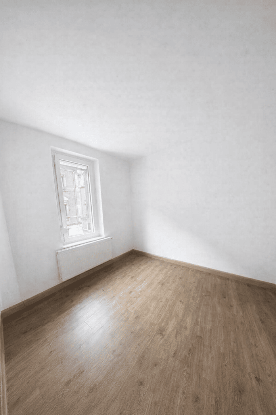 Frisch renovierte 3-Zimmer-Wohnung, Erstbezug nach Sanierung – Nürnberg – Vorschaubild 5