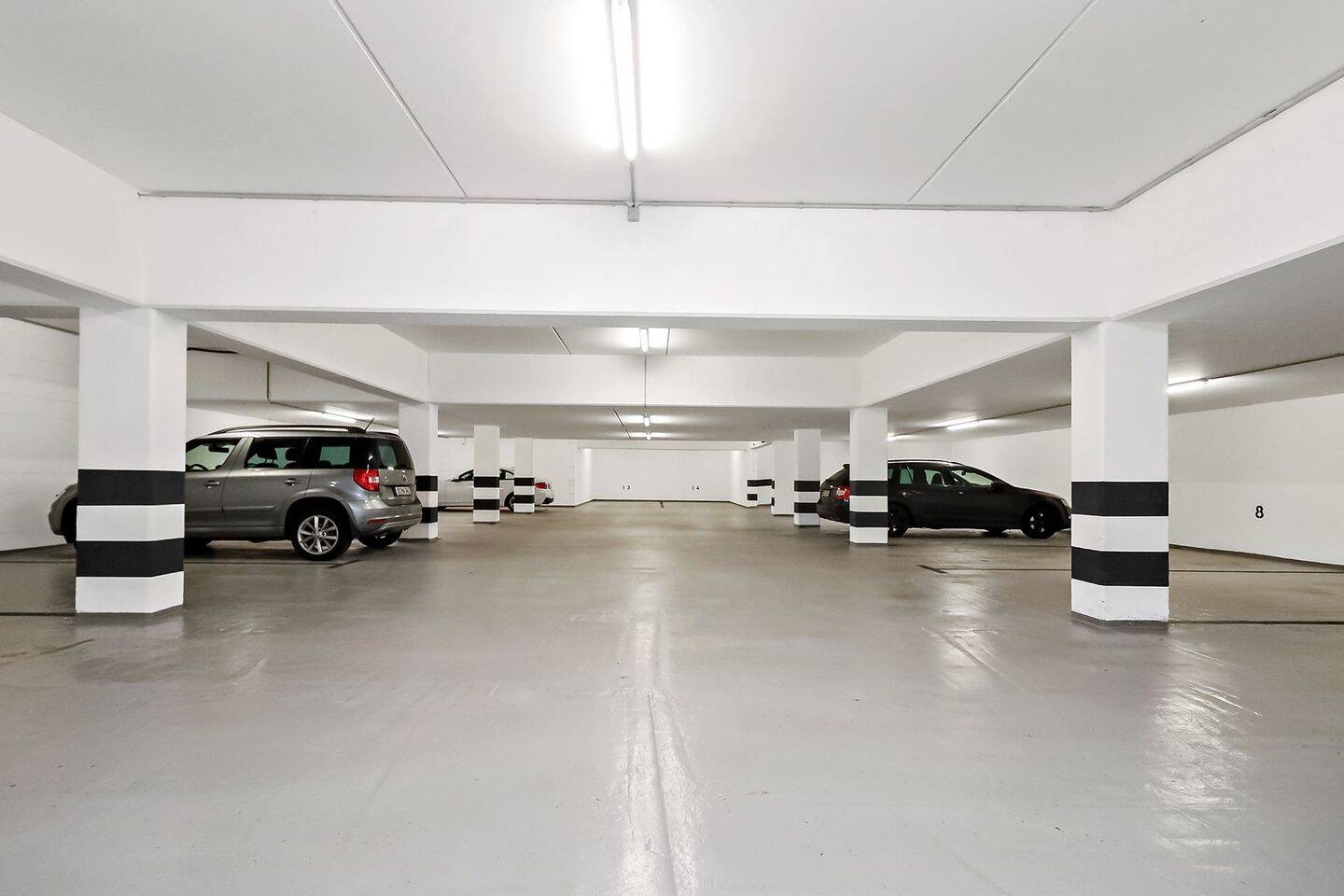Exklusives Wohnerlebnis im Penthouse: Aufzug, Südterrasse & Tiefgarage – Berlin – Vorschaubild 9