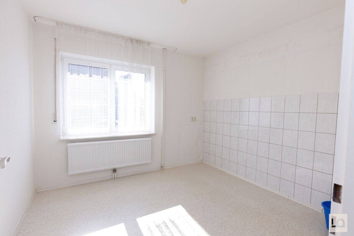 60-iger-Zwei-Fam.haus, großer Garten, 784 qm, Dop.garage +Carport, frei, ruhige Lage Gaimersheim – Gaimersheim – Vorschaubild 8