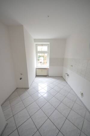 Sanierte Altbauwohnung Laminatboden und Balkon im ruhigen Hofgebäude! – 4155 Leipzig – Vorschaubild 5