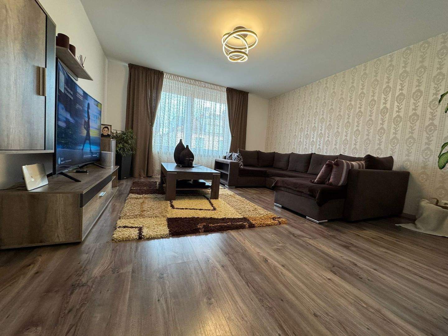 Attraktive Kapitalanlage: hochwertig sanierte 3-Zimmer-Wohnung mit Balkon in Nürnberg-Gostenhof – 1.000 € Kaltmiete – Nürnberg – Vorschaubild 3