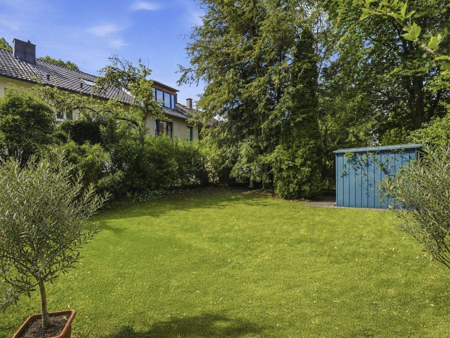 Ramersdorf - Sonnig. Familienorientiert. Modernisiert. - Reihenendhaus für Gartenliebhaber! – München – Vorschaubild 2