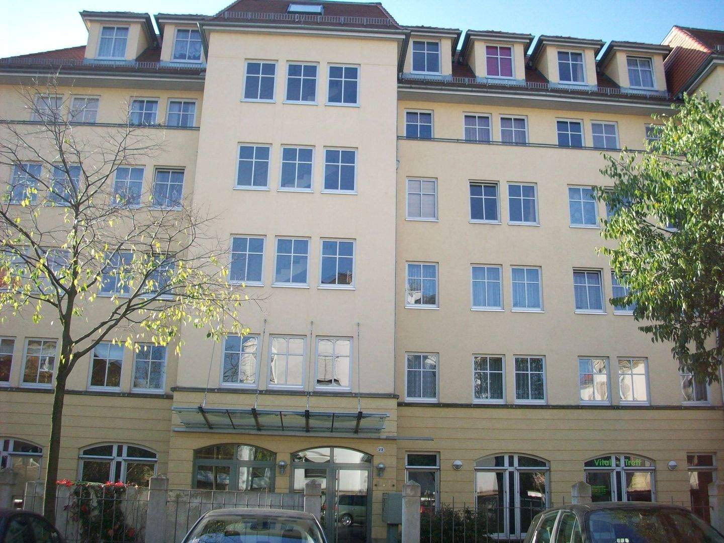 Charmante 2-Zimmer-DG-Wohnung in beliebter Lage von Striesen! – Dresden – Vorschaubild 2