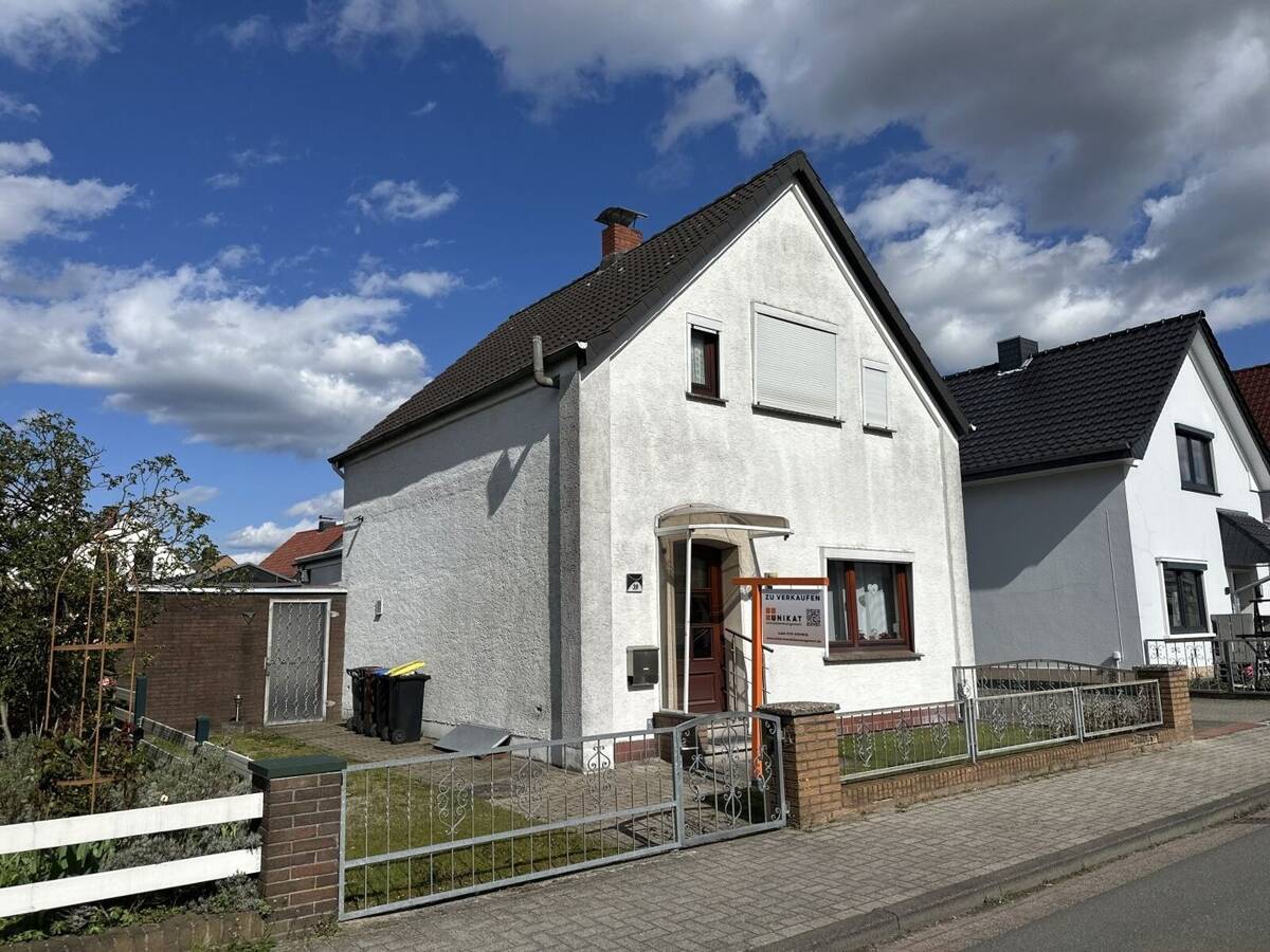 Einfamilienhaus im ruhigen Fähr-Lobbendorf – 28755 Bremen – Bild 1 von 9