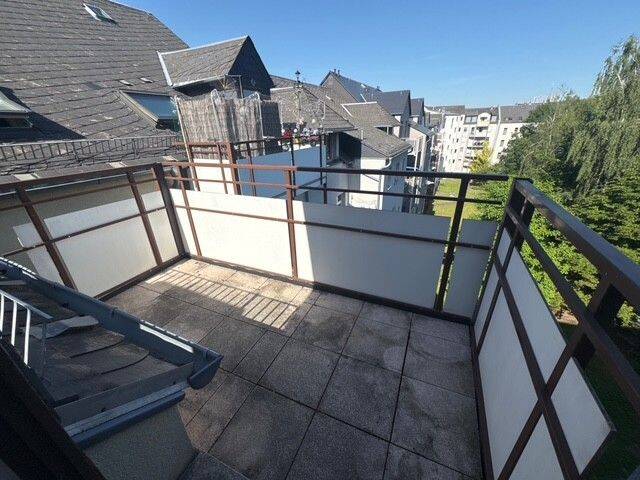 4. OG - Balkon am Wohnzi. - Bad mit Wanne - frei ab SOFORT – Chemnitz – Vorschaubild 4