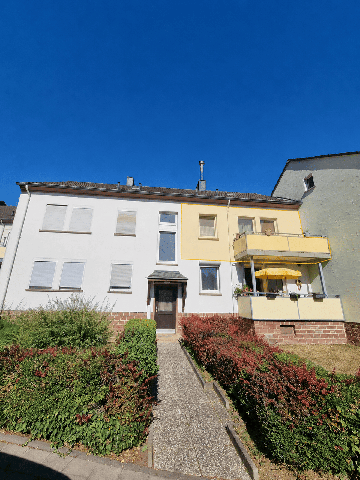 2-Zimmer-Wohnung mit Balkon in Trier-Euren - solide Kapitalanlage mit Potenzial – 54294 Trier – Bild 1 von 6
