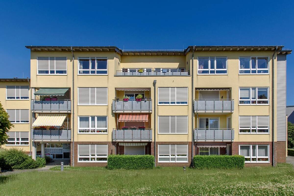 Tolle Seniorenwohnung am Hasenberg mit Diakonievertrag – 42897 Remscheid – Bild 1 von 9