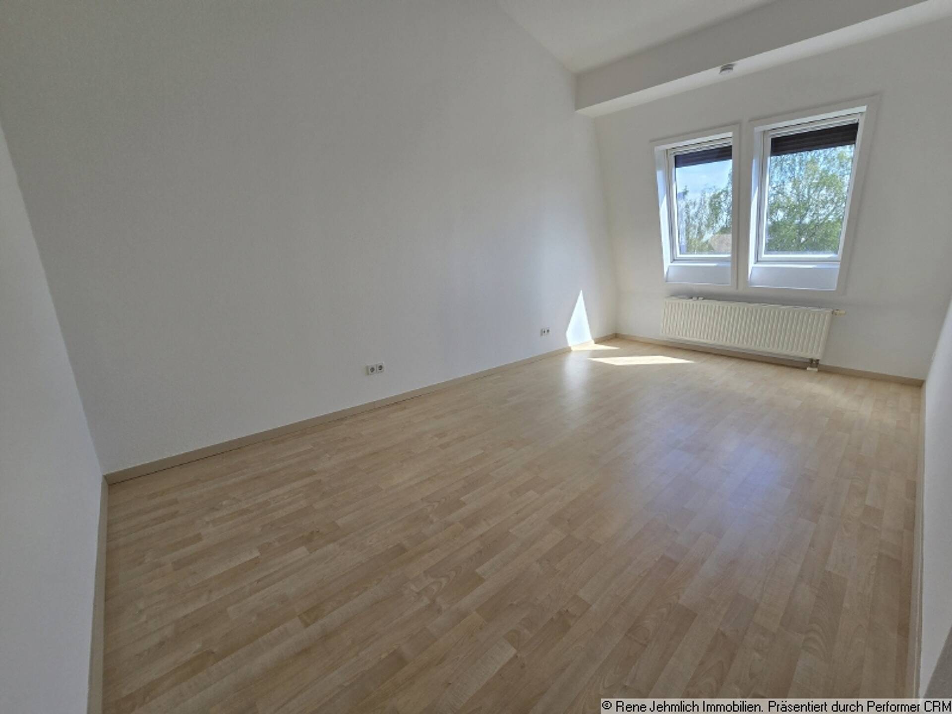 Dachgeschosswohnung in 09112 Chemnitz mit 85 m² kaufen