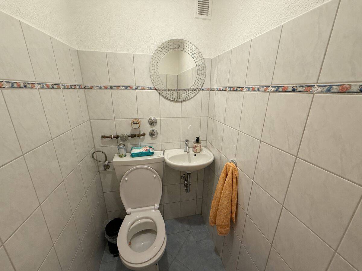 "Top Kapitalanlage: 2,5-Zi.-Wohnung in Stuttgart-Münster" – Stuttgart – Vorschaubild 6