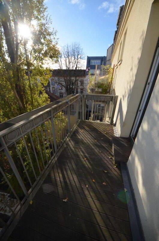 Denkmalgeschützter Altbau - 3-Zimmerwohnung mit Balkon, neuer EBK und Parkett ! – Leipzig – Vorschaubild 6
