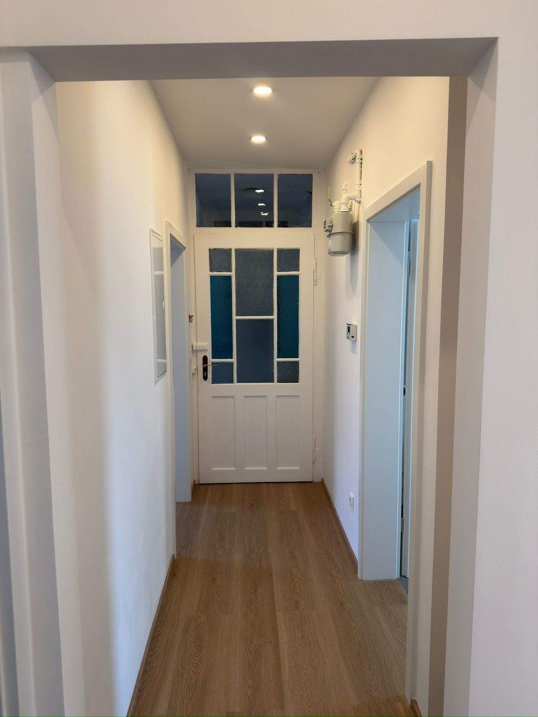 Charmante 3-Zimmer-Maisonettewohnung mit Balkon, Erstbezug nach kompletter Kernsanierung, in absolut ruhiger Bestlage in St. Peter, Nähe Wöhrder See – Nürnberg – Vorschaubild 4