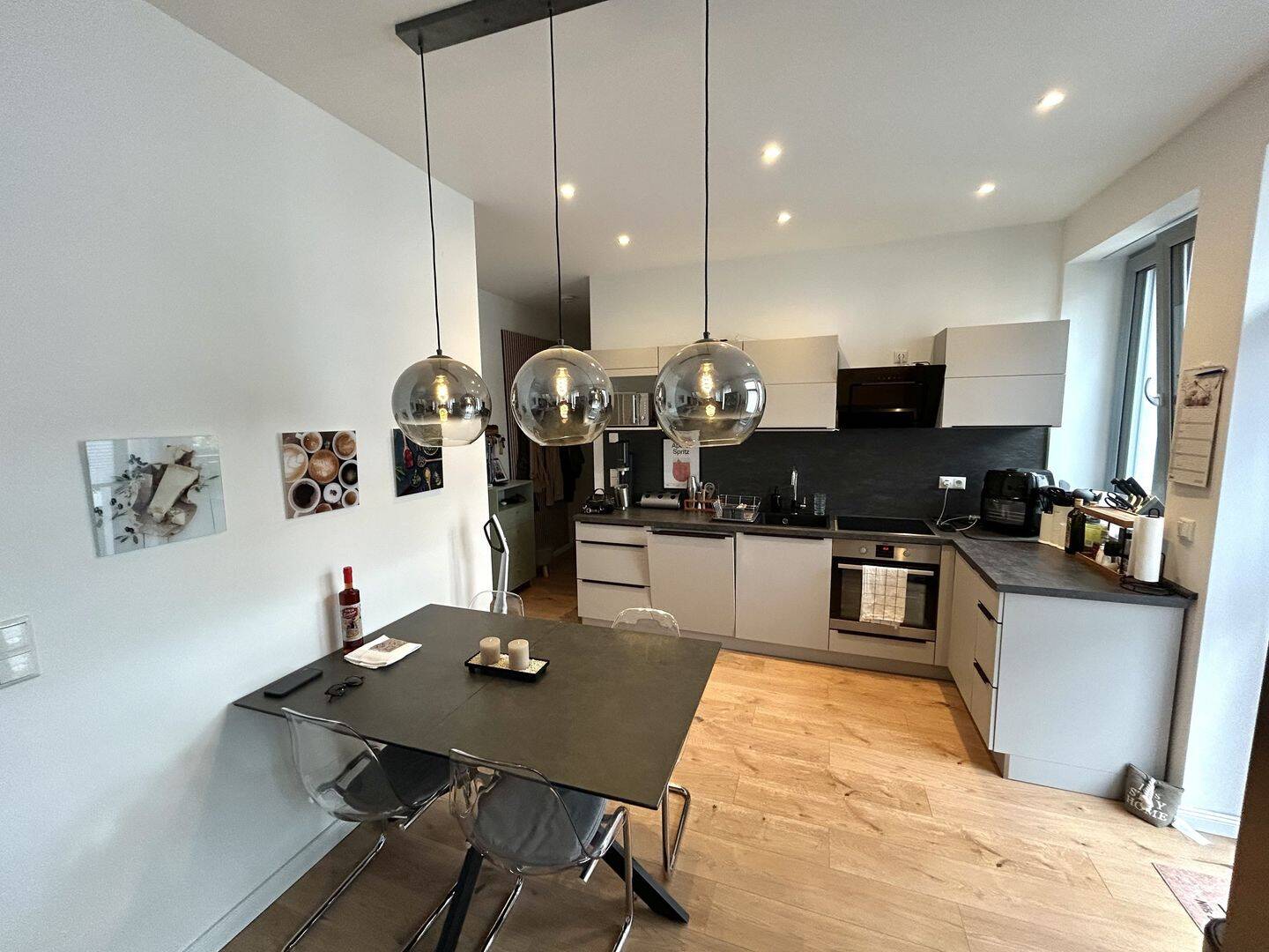 Großzügige 3-Raum-Maisonette mit zwei Bädern und hochwertiger Ausstattung – Magdeburg – Vorschaubild 4