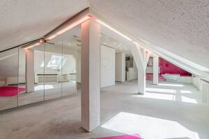 TRUDERING / geräumige 2-Zimmer-Dachgeschosswohnung mit Blick ins Grüne – 81825 München – Vorschaubild 4