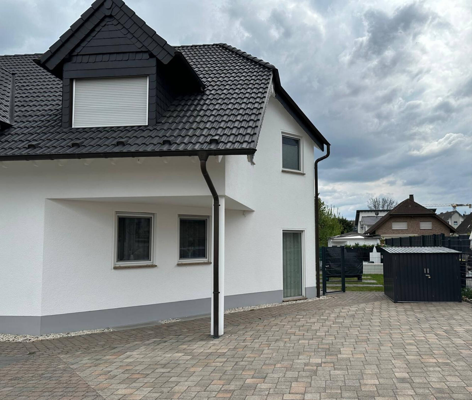 Haus in 53859 Niederkassel mit 230 m² kaufen
