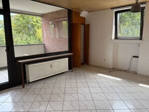 Kleines Appartement mit Balkon in 47506 Neukirchen-Vluyn "Aufzug vorhanden" – 47506 Neukirchen-Vluyn – Vorschaubild 3