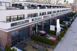 Ein besonderes Zuhause: Stilvolles Townhouse im Villenpark Groß Glienicke – 14476 Potsdam – Vorschaubild 4