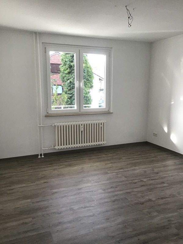 Renovierte 3-Zimmer-Wohnung mit Balkon – Bielefeld – Vorschaubild 3