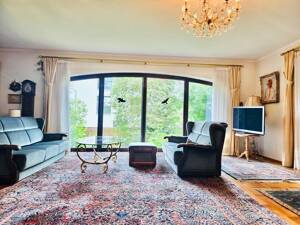 Außergewöhnliches Einfamilienhaus mit Einliegerwohnung, Wellnessbereich und traumhaftem Garten – 81249 München – Vorschaubild 7