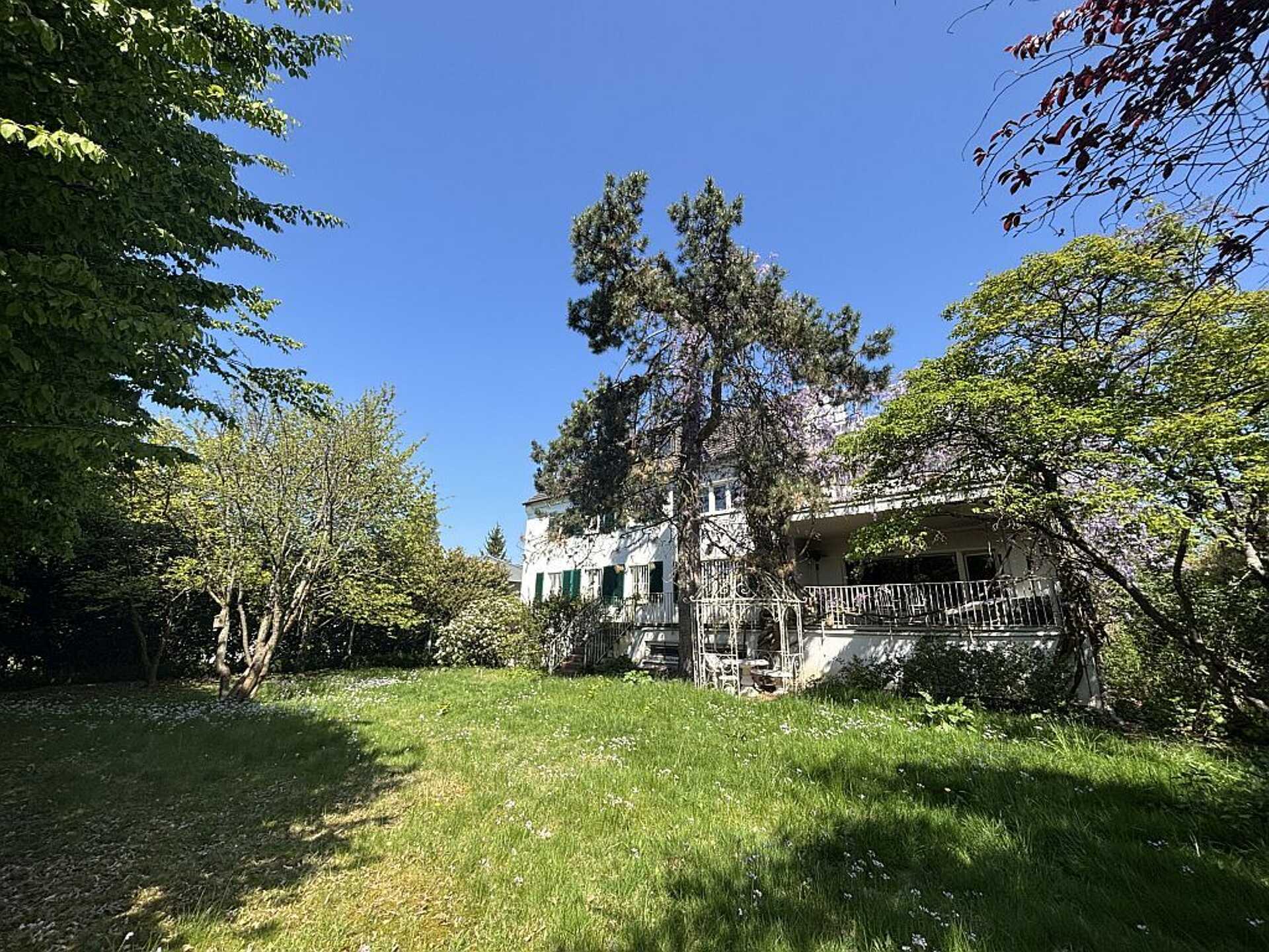 Mehrfamilienhaus in 40883 Ratingen mit 380 m² kaufen