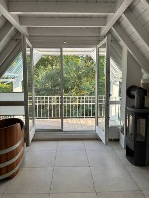 Außergewöhnliche 3-Zimmer-Wohnung mit XXL-Dachterrasse, Balkon, Einbauküche und TG-Stellplatz – 72762 Reutlingen – Vorschaubild 5